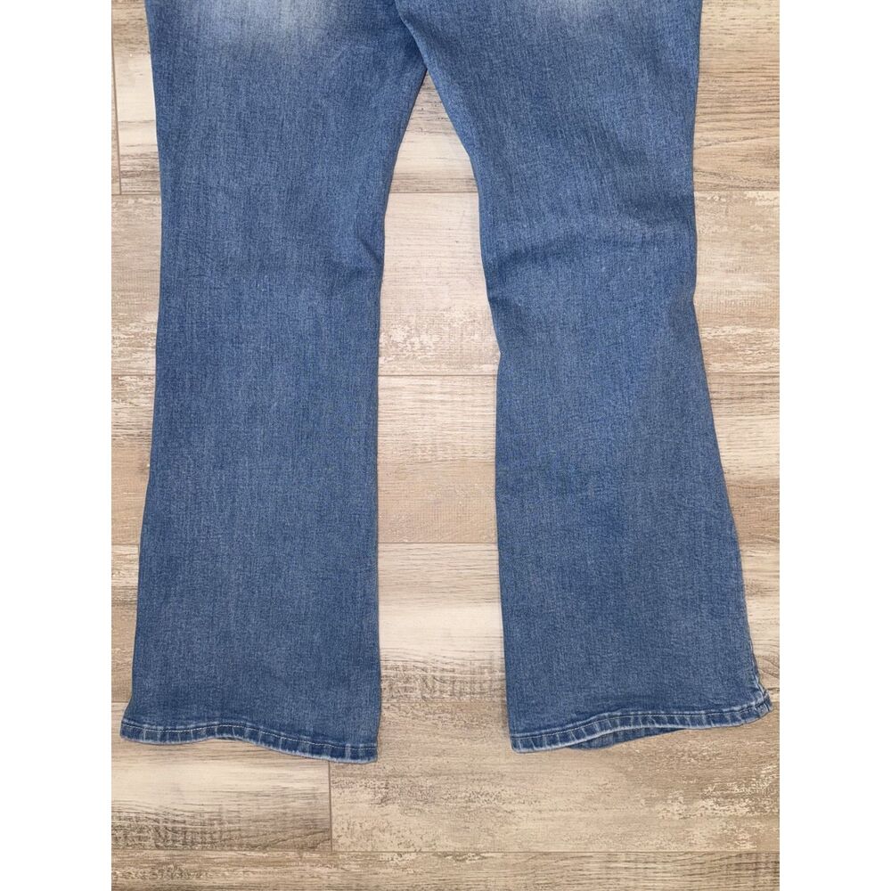 Women's Plus Size 0XL Distressed Flare Jeans Blue Stretch High Rise Denim - Picture 7 of 12